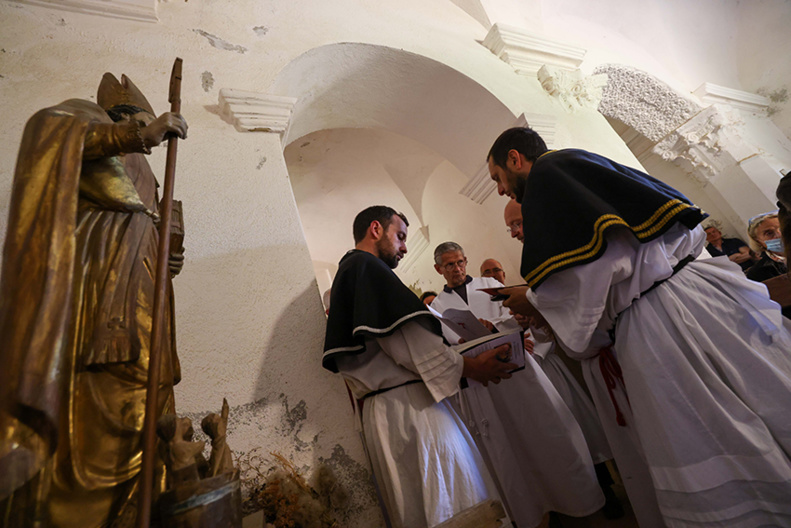 Célébration de la messe à Oci le 2 mai 2022 Célébration de la messe à Oci le 2 mai 2022