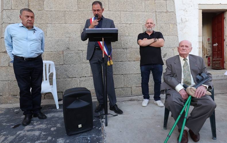 Centenaire du Colonel Pierre Neuville sur la place du village, le 3 septembre 2022