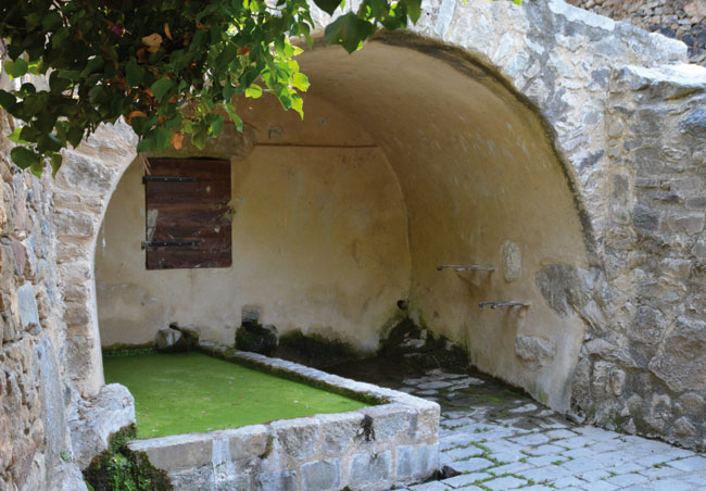 Fontaine et lavoir